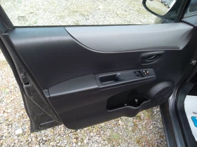 Toyota Yaris 1.0 , снимка 7