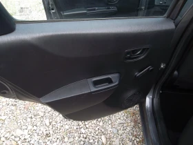 Toyota Yaris 1.0 , снимка 10