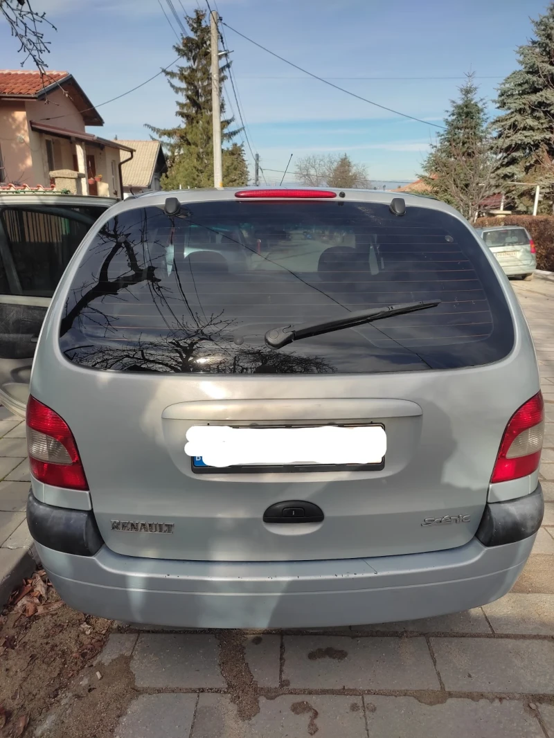 Renault Scenic, снимка 8 - Автомобили и джипове - 46873667