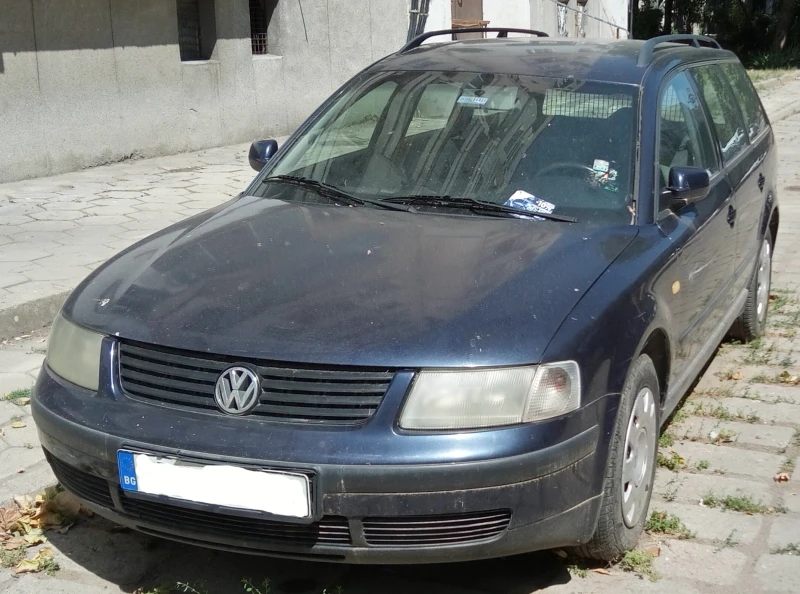 VW Passat, снимка 2 - Автомобили и джипове - 47461934