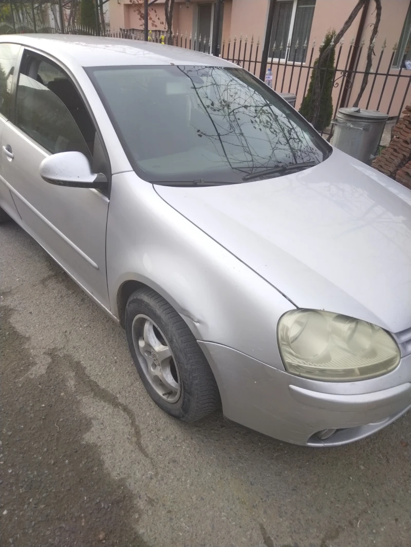 VW Golf, снимка 2 - Автомобили и джипове - 47981381