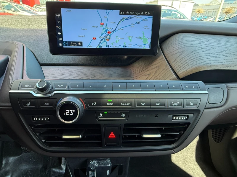 BMW i3 120ah/NAVI PRO/кожа/подгрев/PANORAMA, снимка 11 - Автомобили и джипове - 49463629