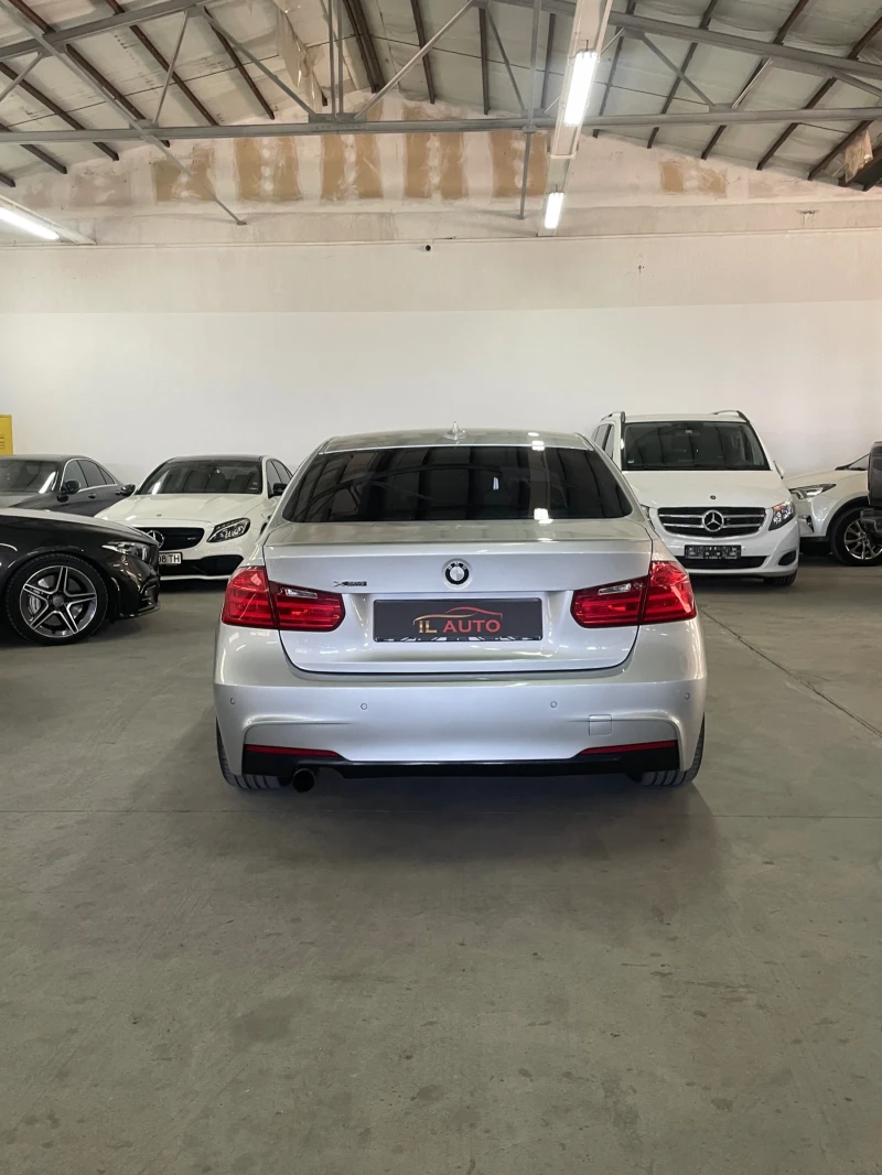 BMW 320 i/Мпак/Xdr/Обслужена/ТОП!!!, снимка 4 - Автомобили и джипове - 48998710