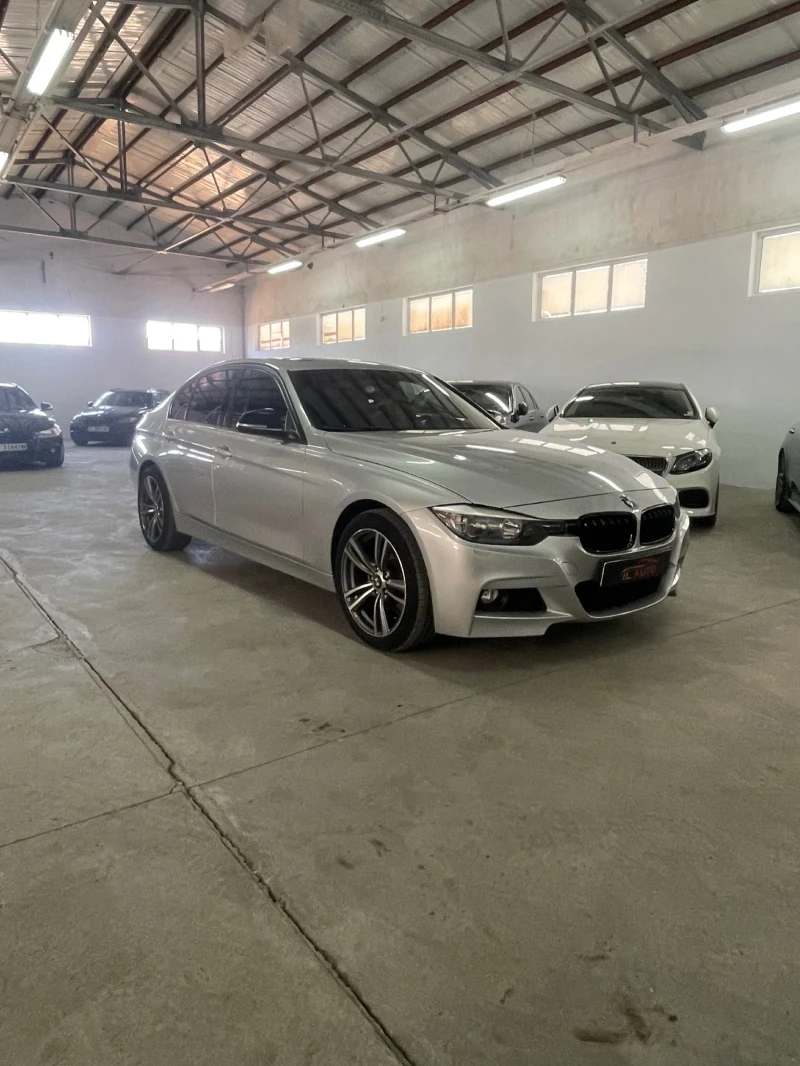 BMW 320 i/Мпак/Xdr/Обслужена/ТОП!!!, снимка 3 - Автомобили и джипове - 48998710