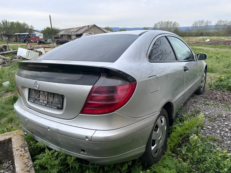 Mercedes-Benz 200, снимка 3 - Автомобили и джипове - 51485246