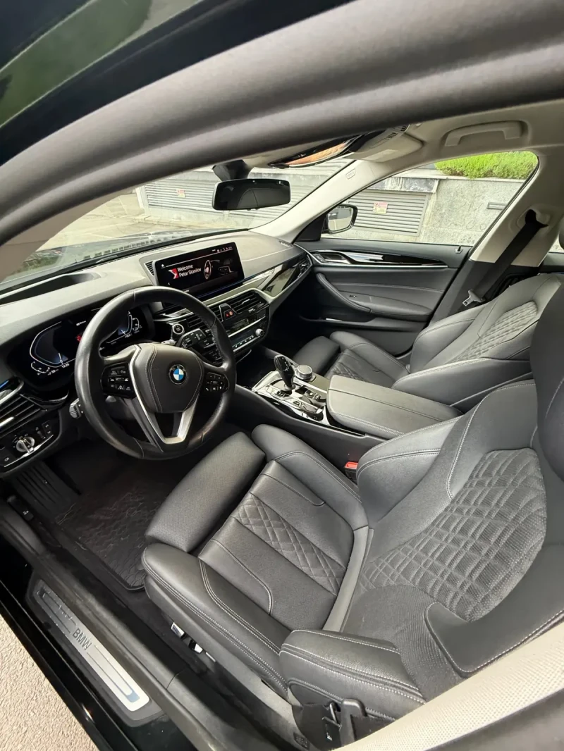 BMW 530E, снимка 10 - Автомобили и джипове - 52269208