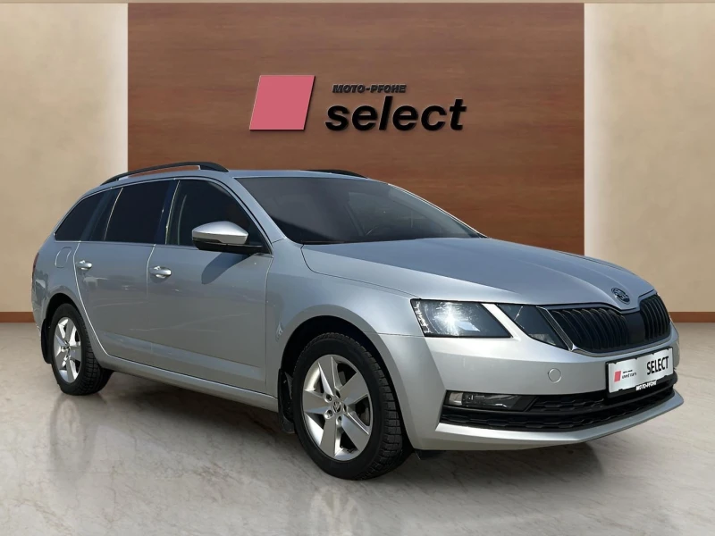 Skoda Octavia 1.5 TSI, снимка 2 - Автомобили и джипове - 50775341