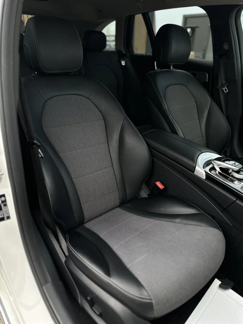 Mercedes-Benz C 220, снимка 10 - Автомобили и джипове - 52025816