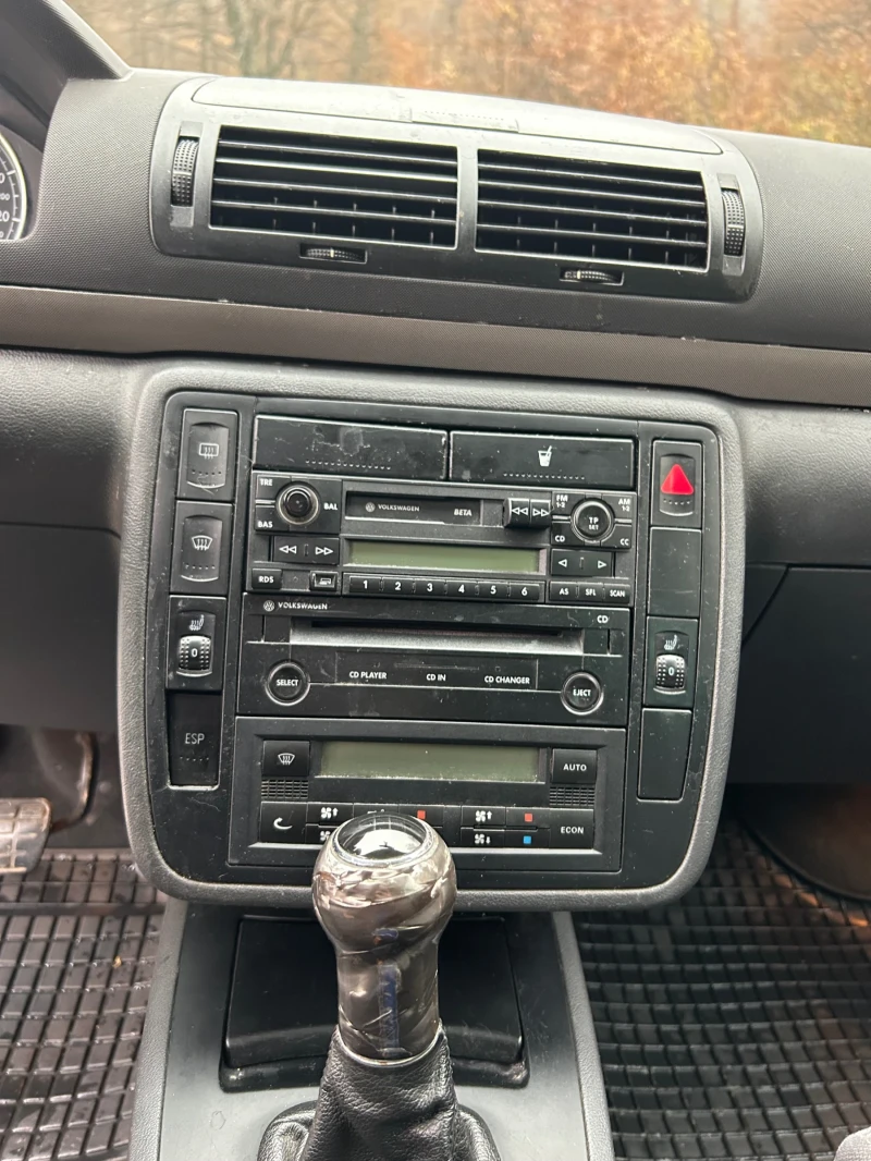 VW Sharan, снимка 8 - Автомобили и джипове - 52333355