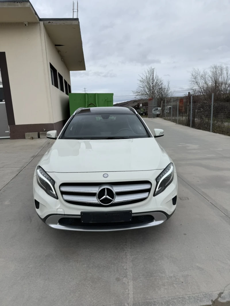 Mercedes-Benz GLA 180 1.6 БЕНЗИН, снимка 2 - Автомобили и джипове - 52673540