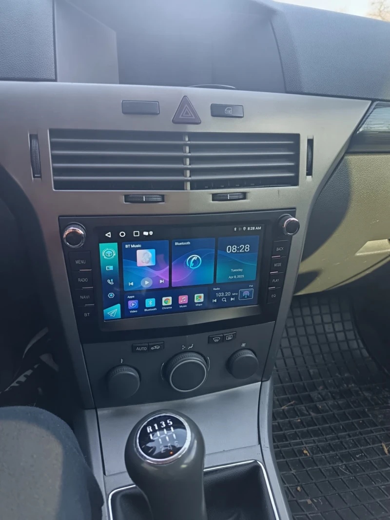 Opel Astra 1.7CDTI , снимка 9 - Автомобили и джипове - 53341923