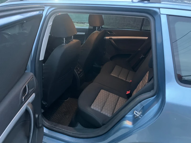 Skoda Octavia 1.6MPi/Отлична, снимка 7 - Автомобили и джипове - 53597631