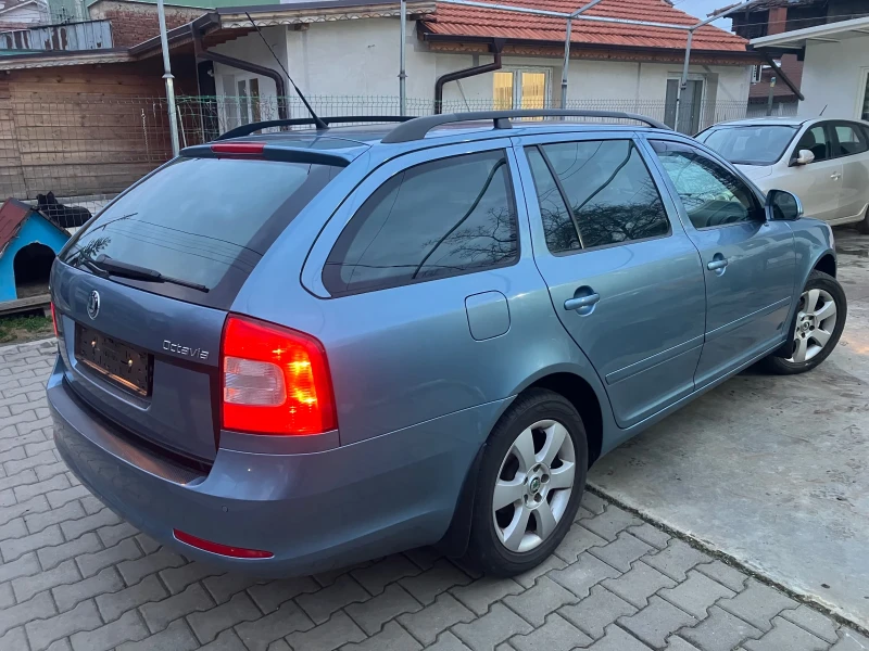 Skoda Octavia 1.6MPi/Отлична, снимка 3 - Автомобили и джипове - 53597631