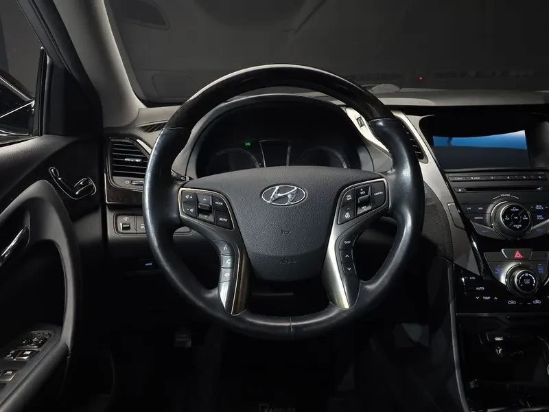Hyundai Grandeur 2.4, снимка 13 - Автомобили и джипове - 54625803