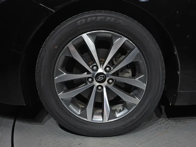 Hyundai Grandeur 2.4, снимка 5 - Автомобили и джипове - 54625803
