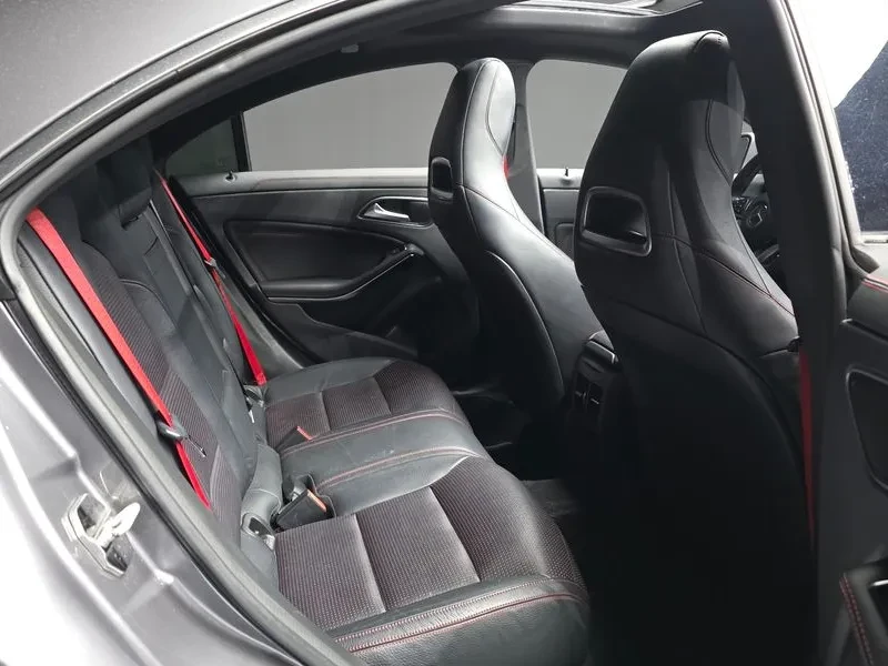 Mercedes-Benz CLA 45 AMG Amg 4Matic, снимка 12 - Автомобили и джипове - 55110479