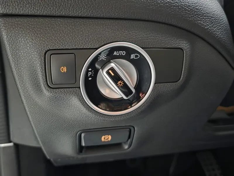 Mercedes-Benz CLA 45 AMG Amg 4Matic, снимка 17 - Автомобили и джипове - 55110479