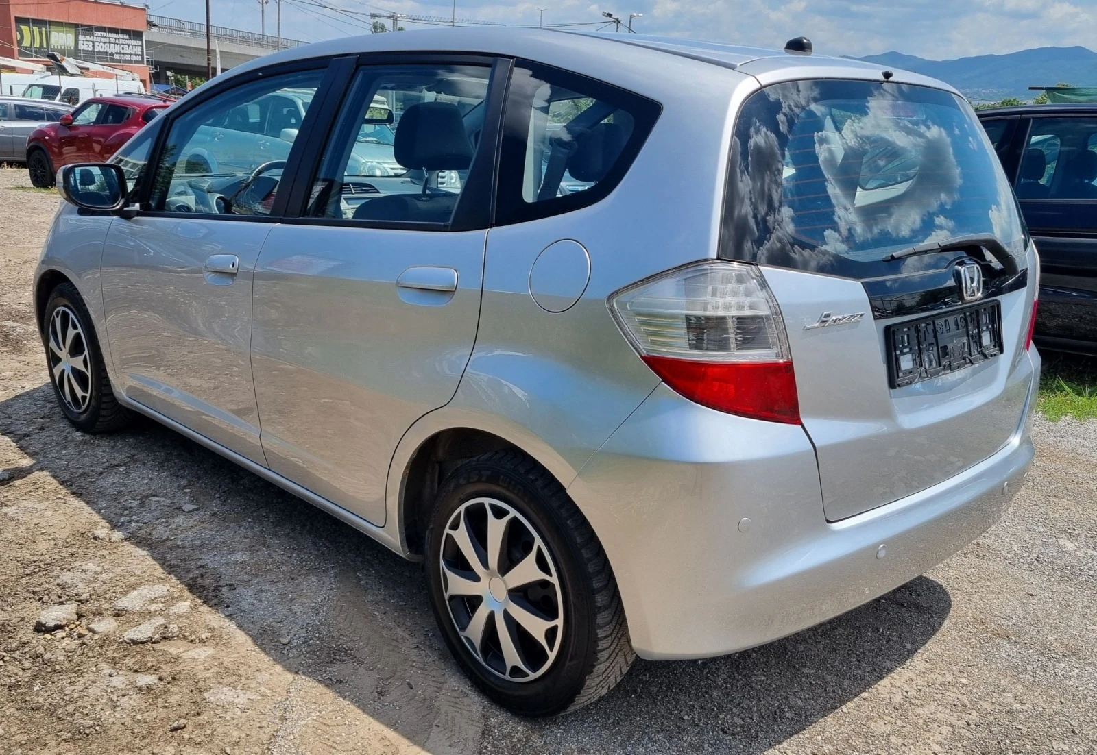 Honda Jazz 1.4i Автоматик Панорама - изображение 4