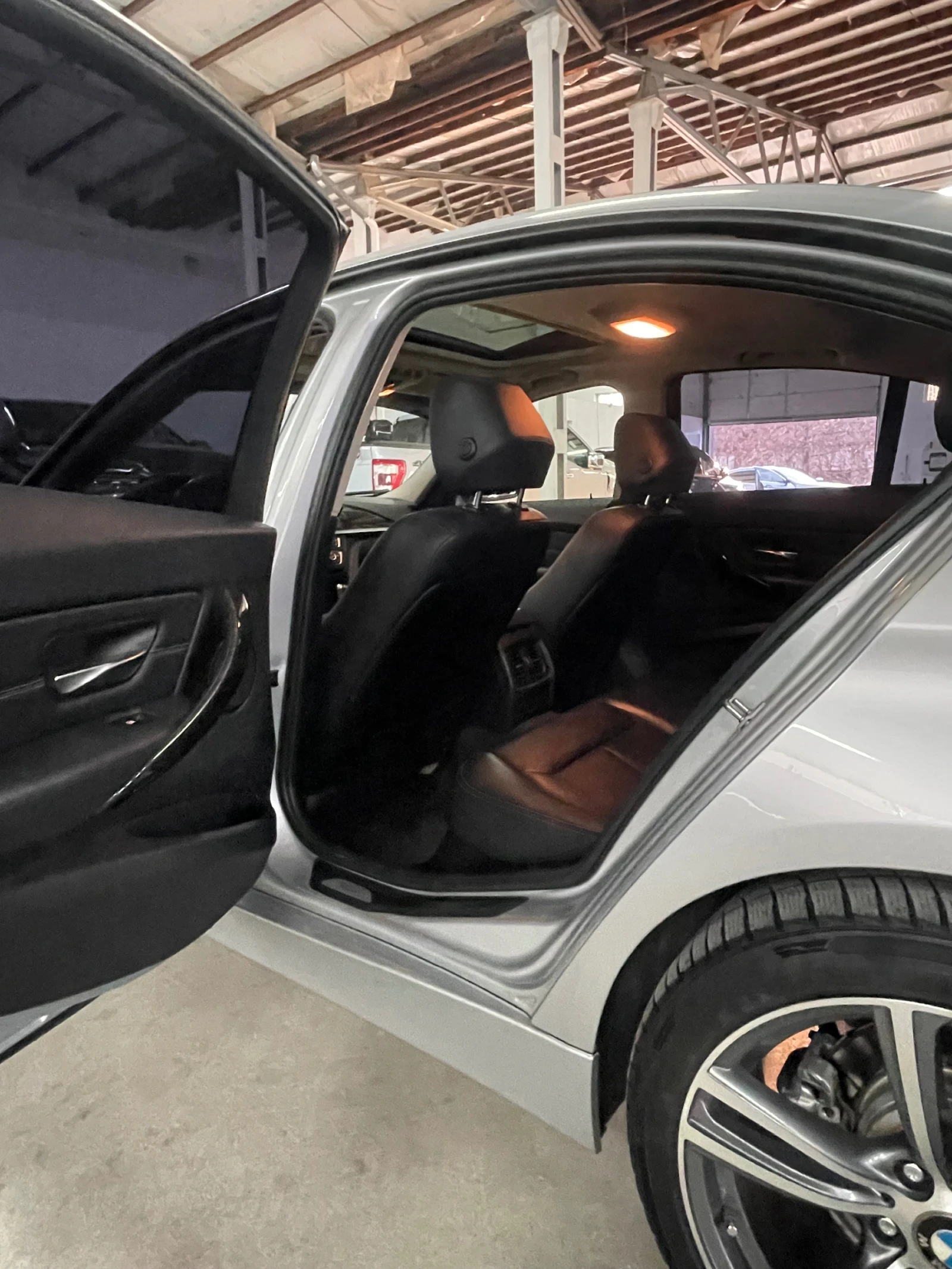 BMW 320 i//Xdr//!!! | Mobile.bg   12