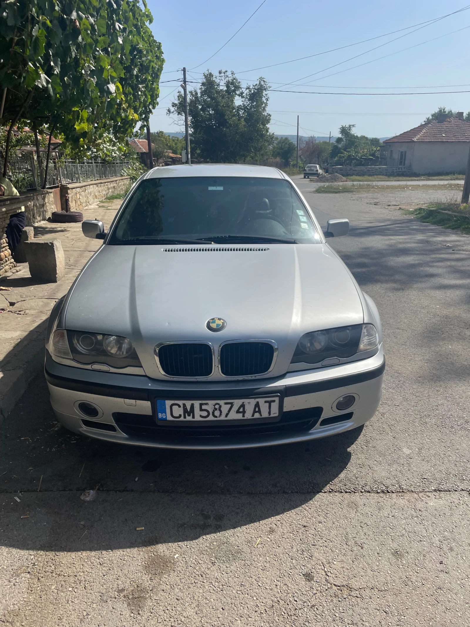 BMW 330  - изображение 8