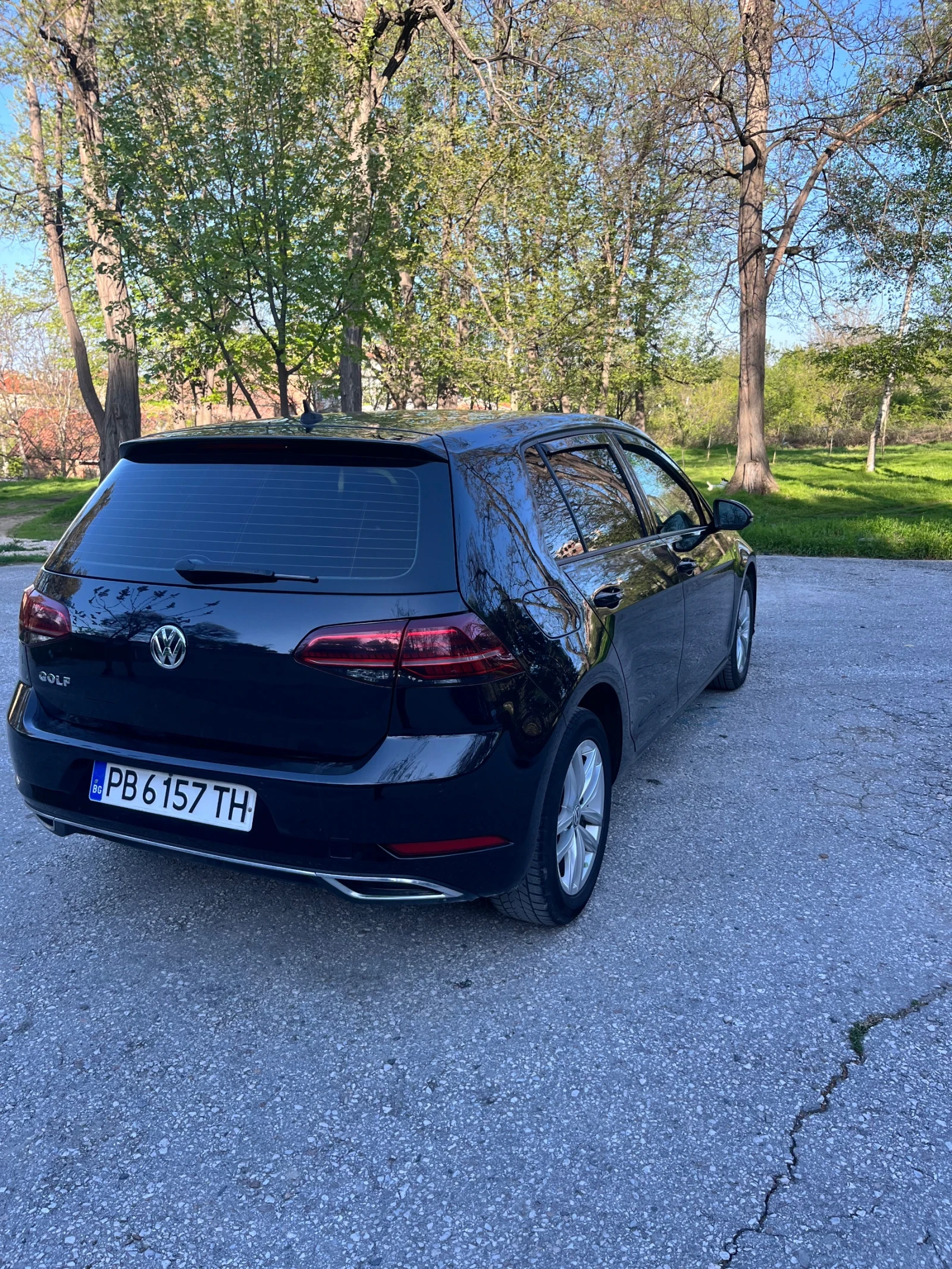 VW Golf 1.6TDI АВТОМАТИК FACE KEYLESS ДИСТРОНИК FULL LED - изображение 7