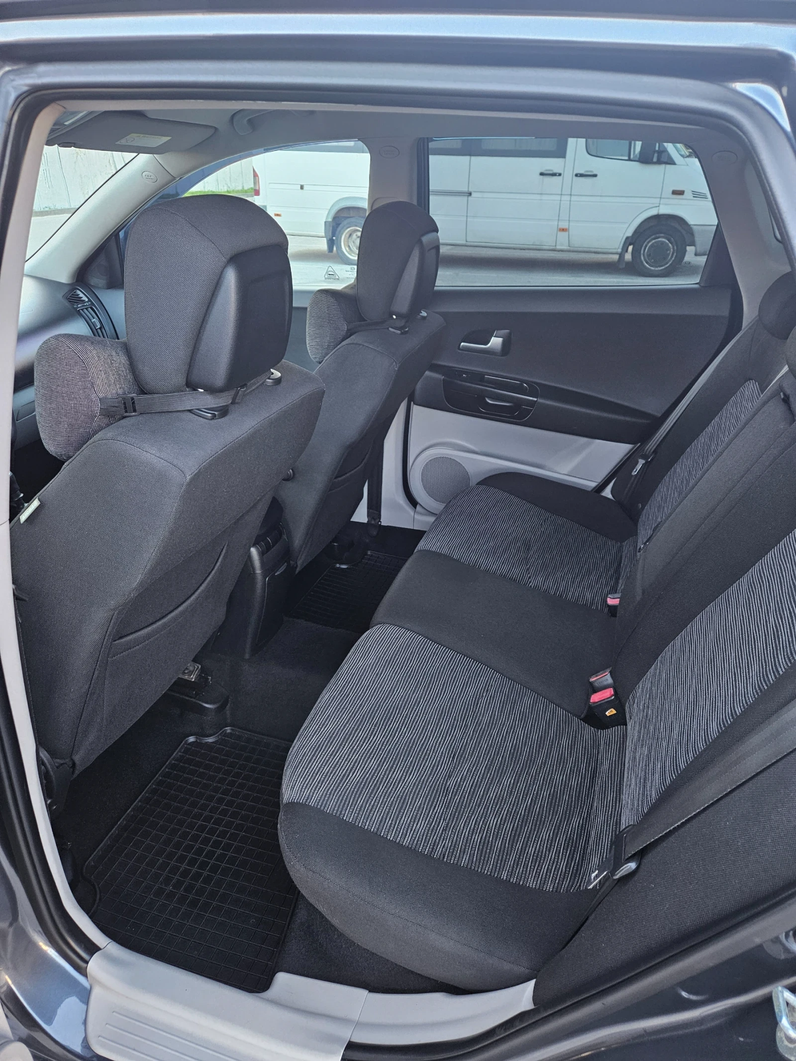 Kia Ceed 2.0, 143 к.с. - изображение 10