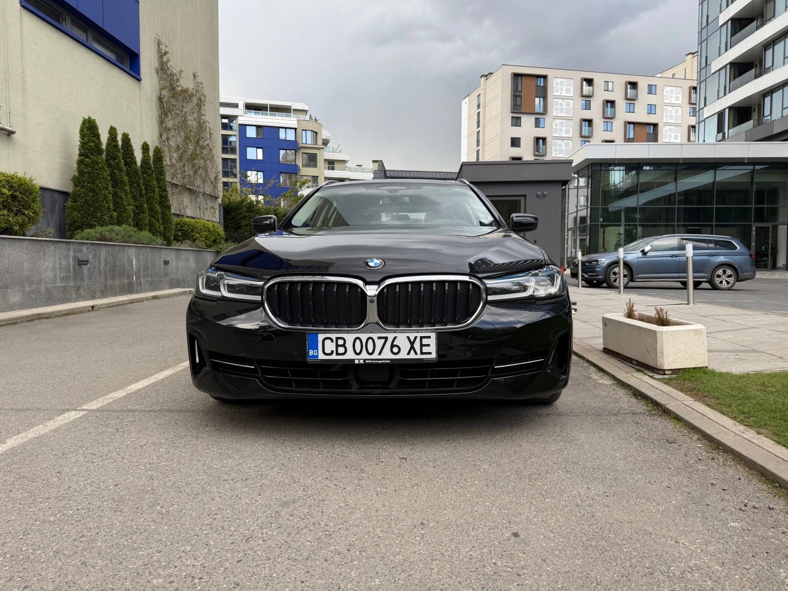 BMW 530E  - изображение 8