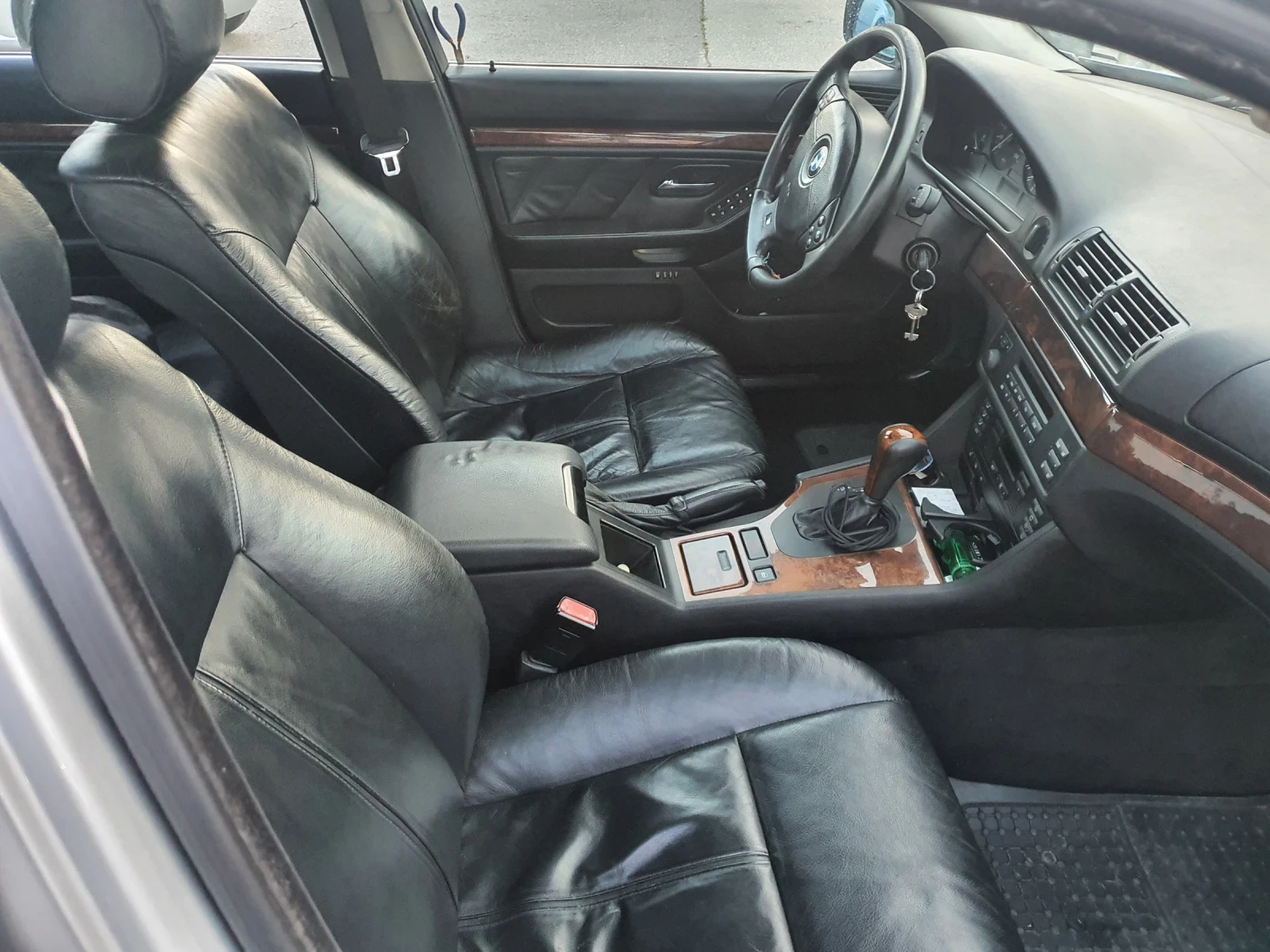 BMW 530 Е39 - изображение 4