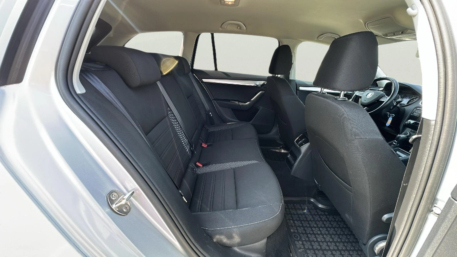 Skoda Octavia 1.5 TSI | Mobile.bg   13