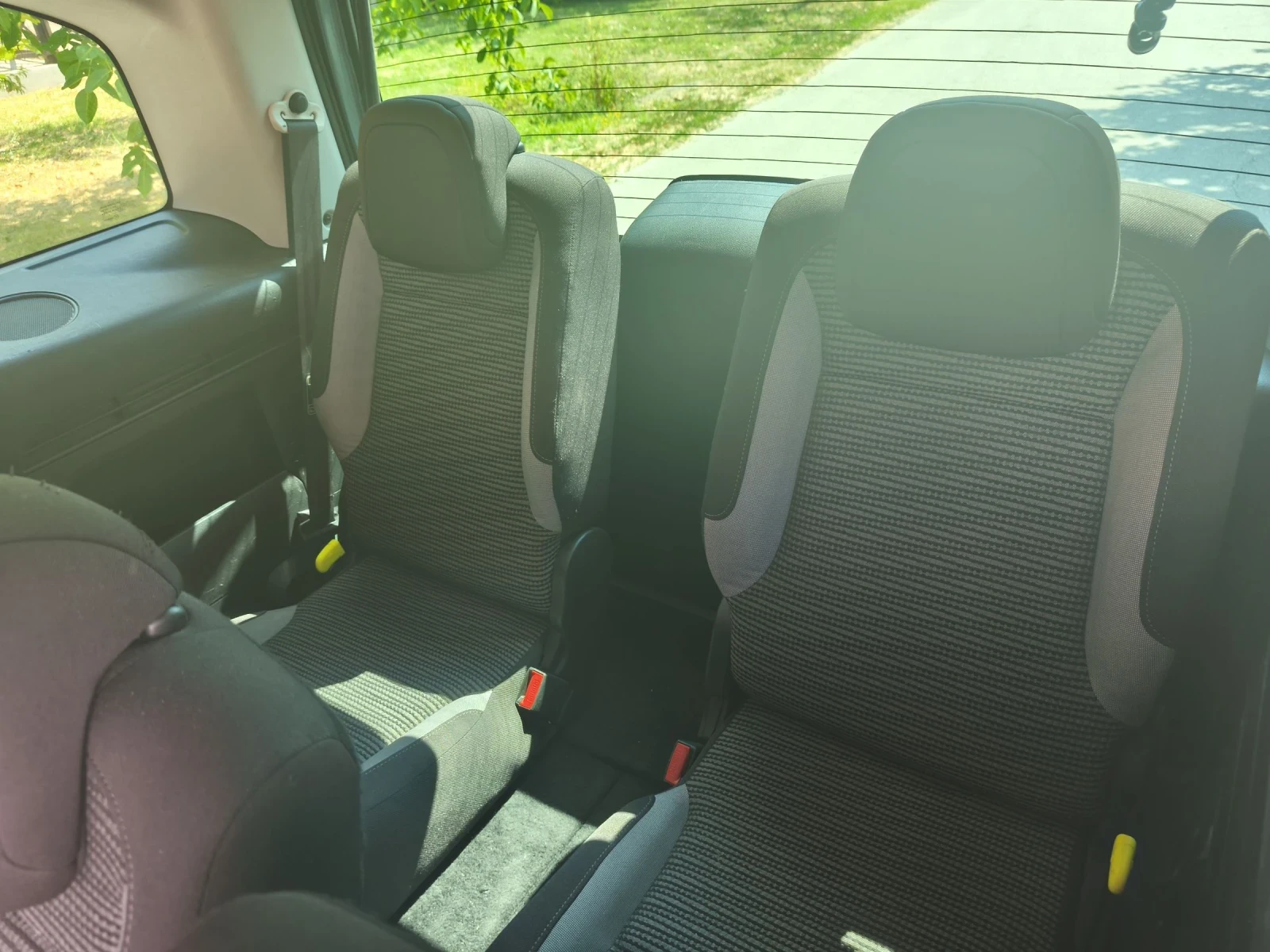 Peugeot Partner 1.6HDI 7 местен 110к.с. - изображение 8