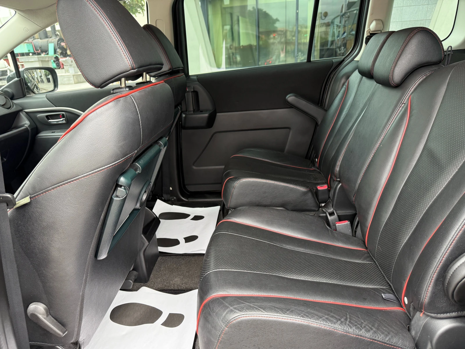 Mazda 5 6 МЕСЕЦА ГАРАНЦИЯ/2.0i 150к.с. Facelift - изображение 9