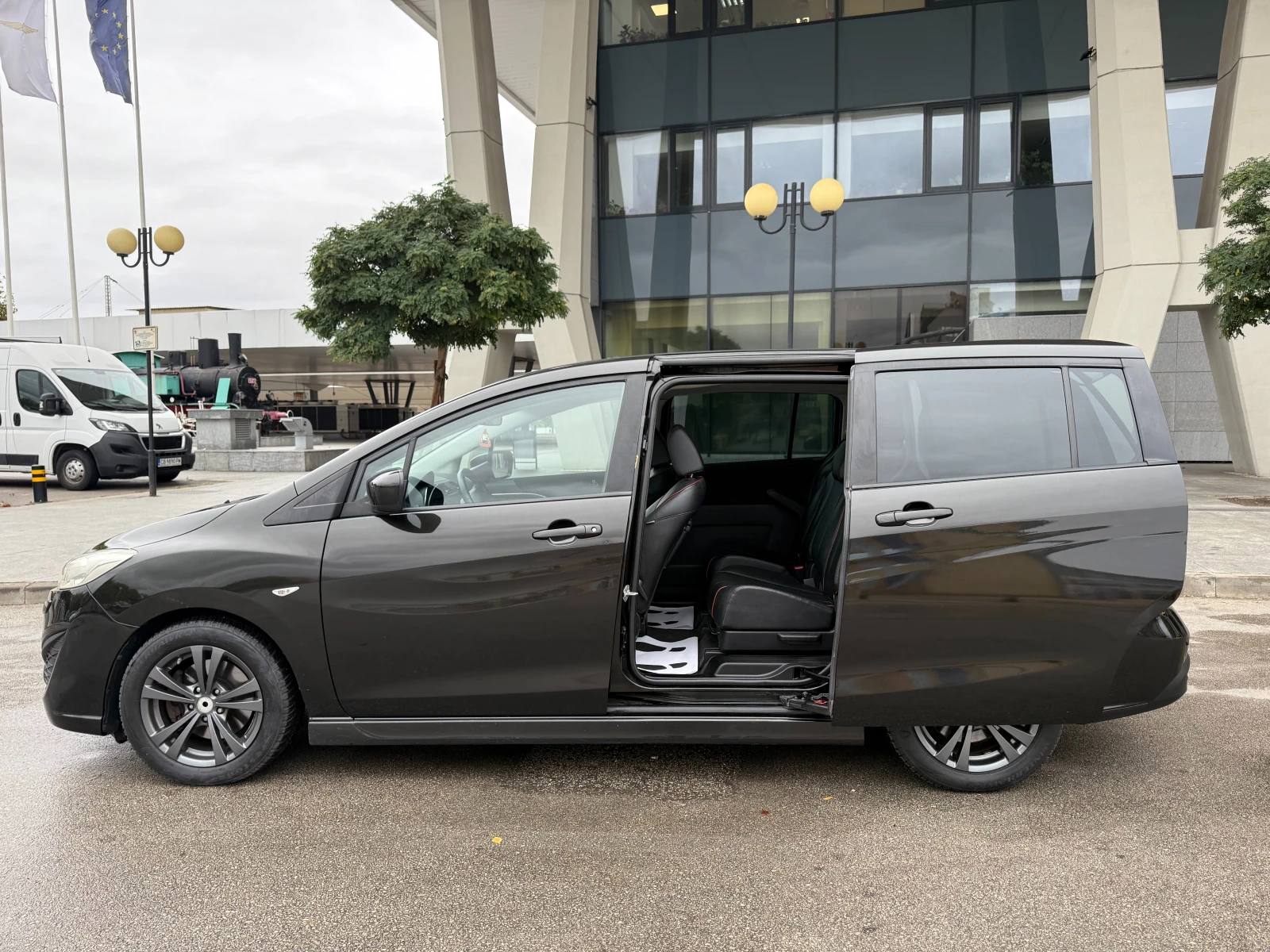 Mazda 5 6 МЕСЕЦА ГАРАНЦИЯ/2.0i 150к.с. Facelift - изображение 7