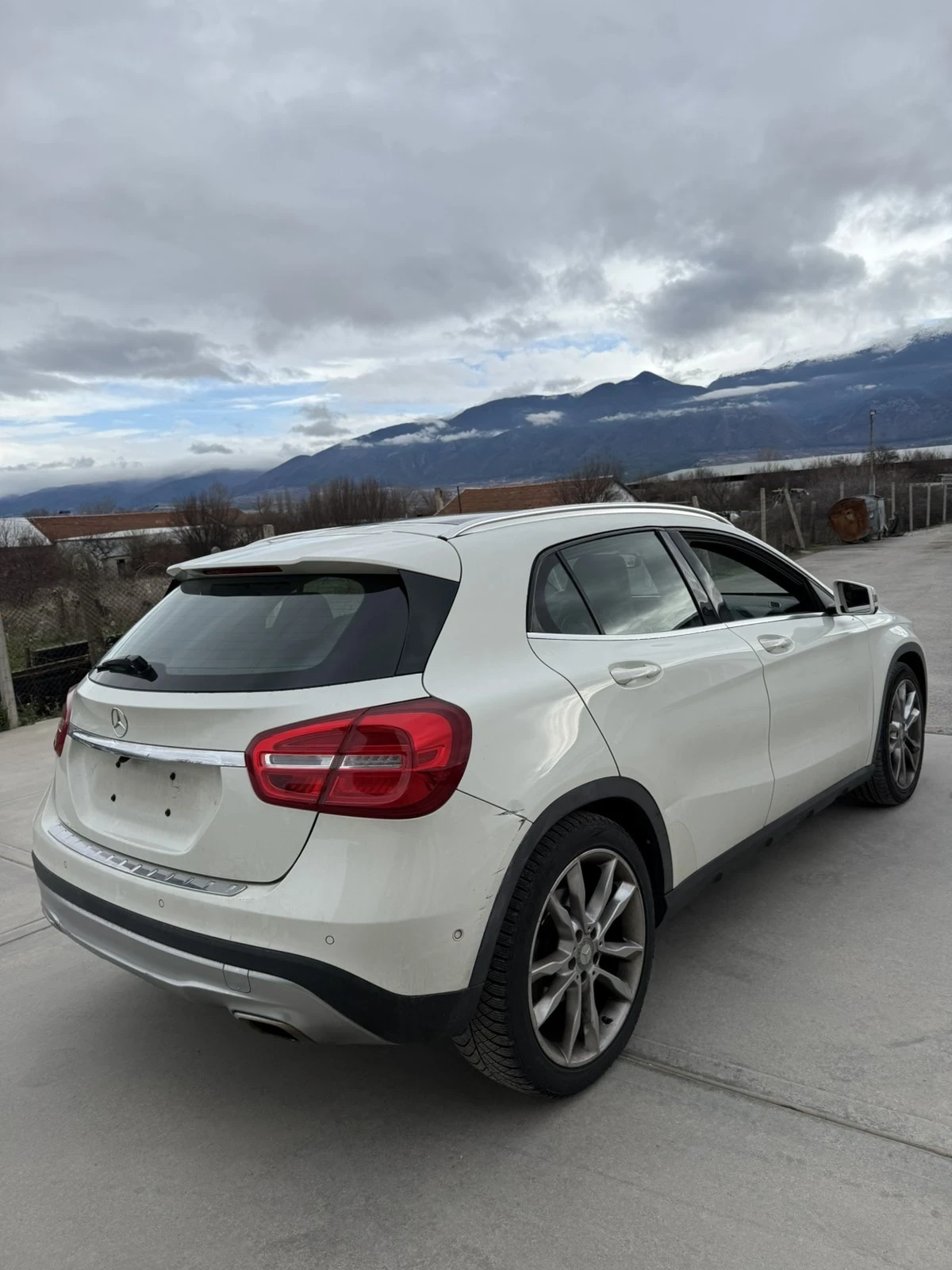 Mercedes-Benz GLA 180 1.6  | Mobile.bg   6