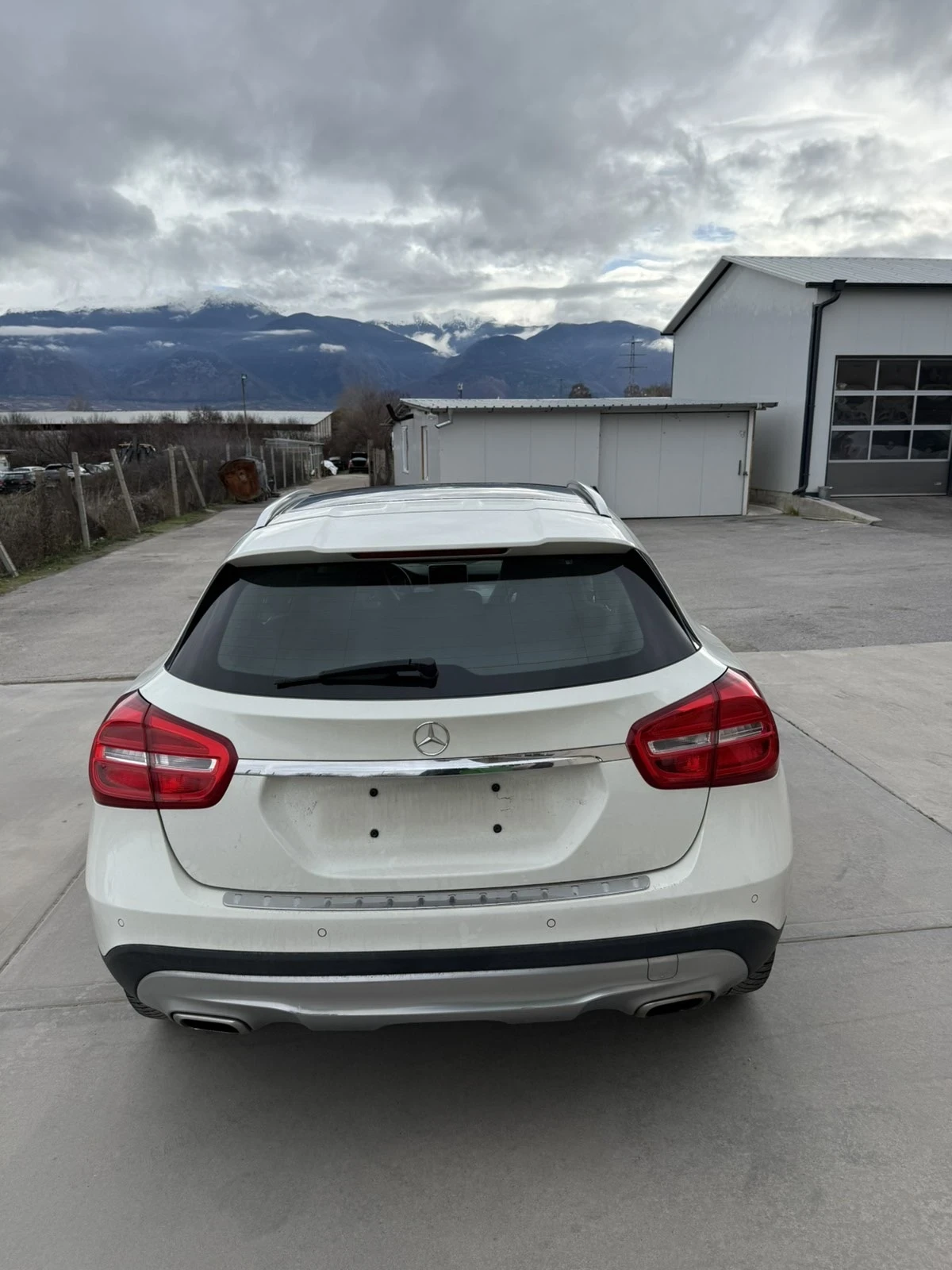 Mercedes-Benz GLA 180 1.6  | Mobile.bg   8