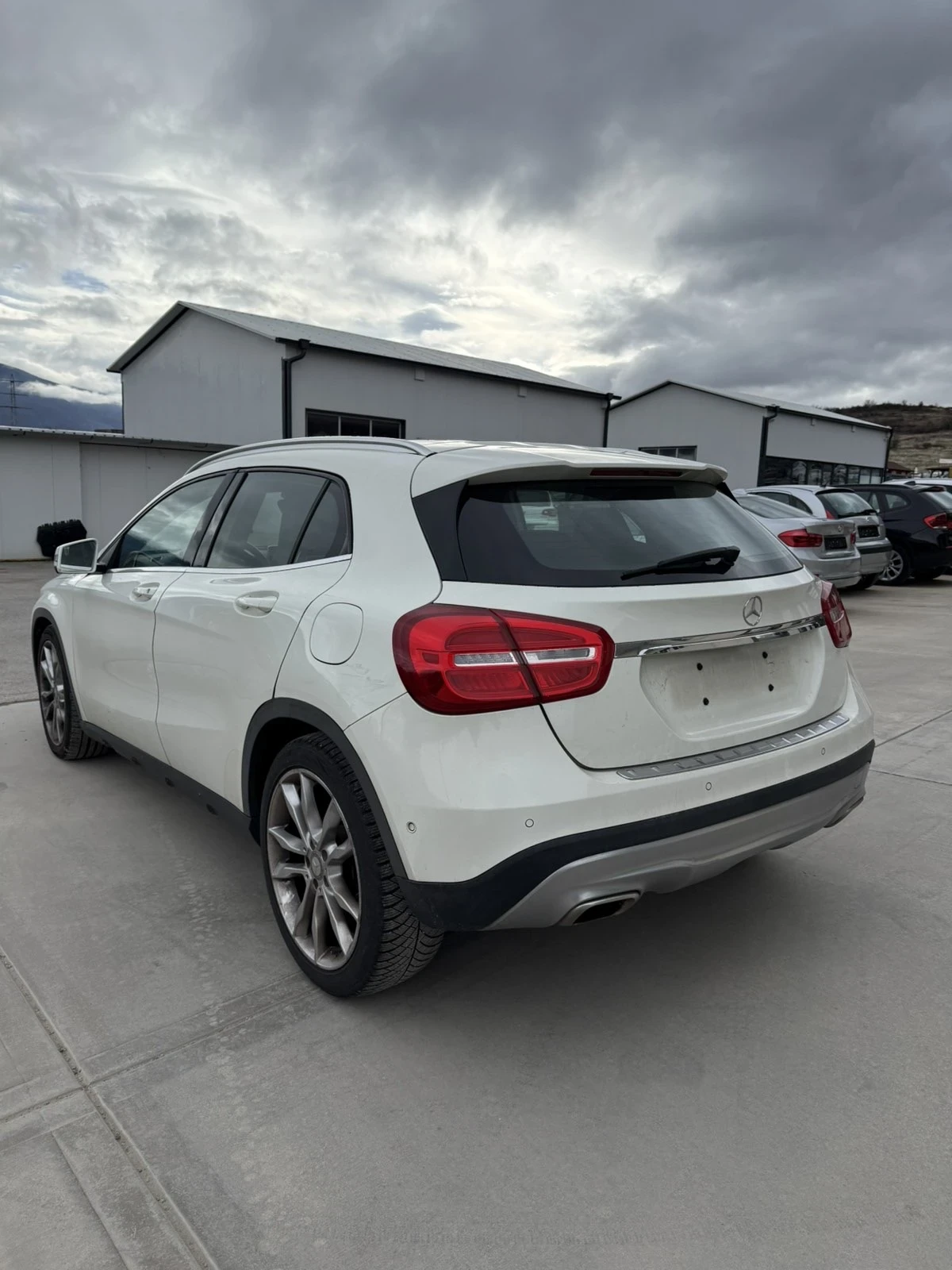 Mercedes-Benz GLA 180 1.6  | Mobile.bg   7