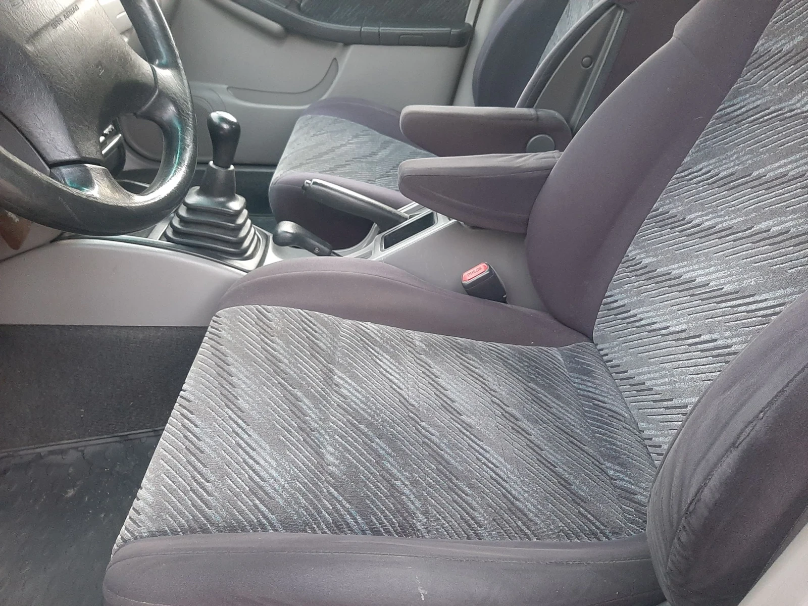 Subaru Forester 2.0i 125ks KLIMA 4x4 BURZI BAVNI | Mobile.bg � ����������� 12