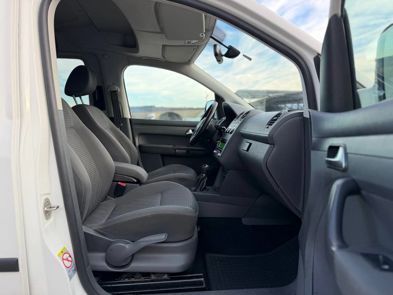 VW Caddy 2.0TDI 4MOTION | Mobile.bg � ����������� 12