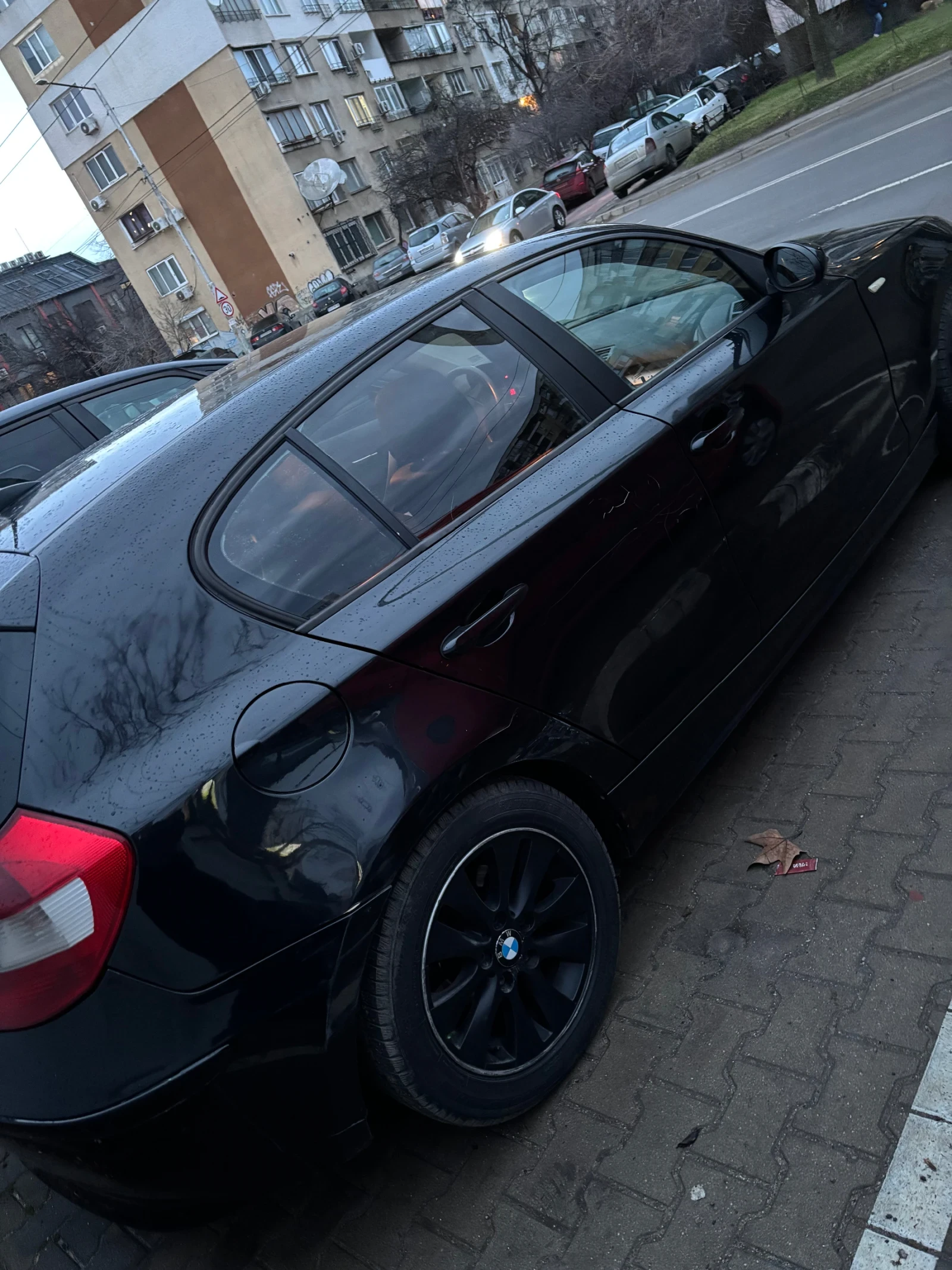 BMW 118 1.8 - изображение 3