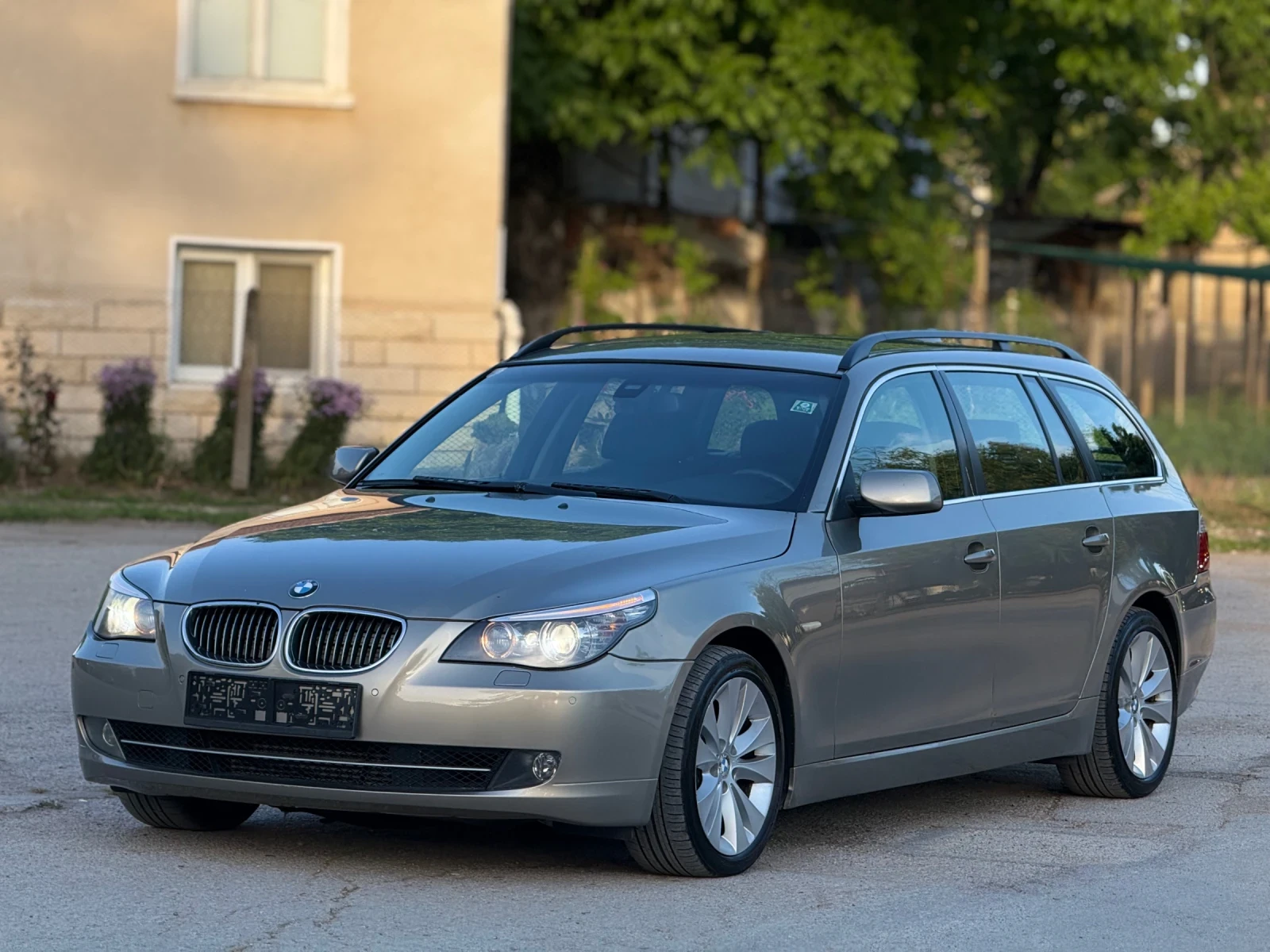 BMW 530 Face* Navi* Logic7
