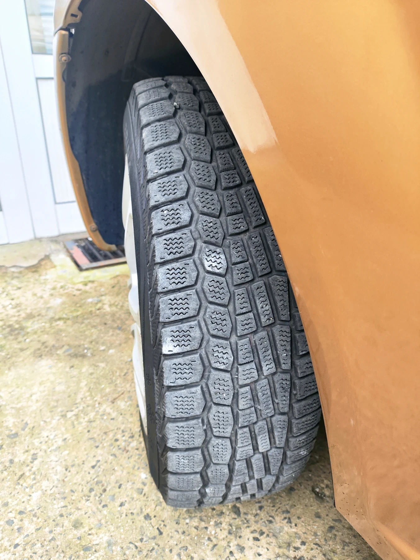 Dacia Logan Laureate, снимка 5 - Автомобили и джипове - 54047292