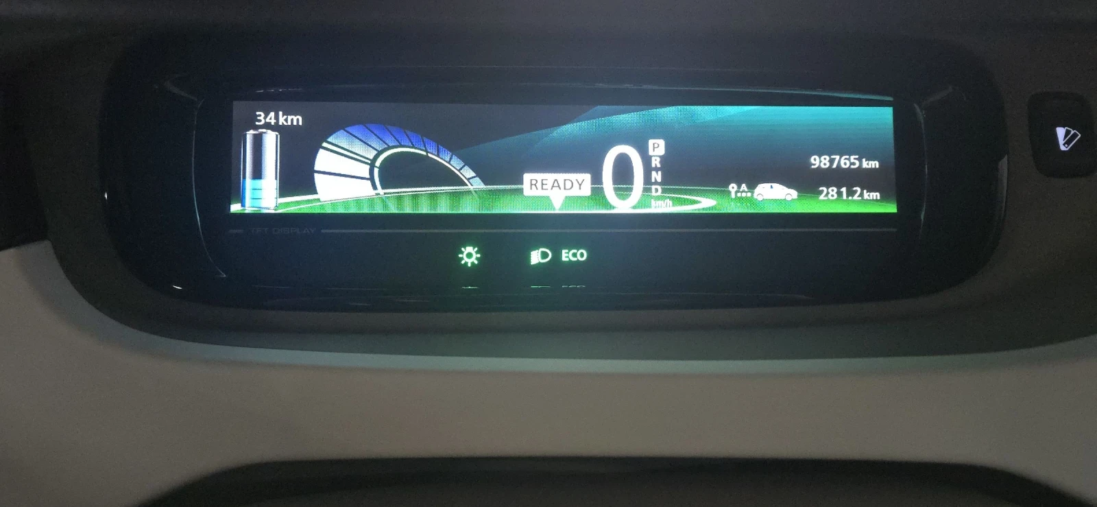 Renault Zoe, снимка 9 - Автомобили и джипове - 54072372