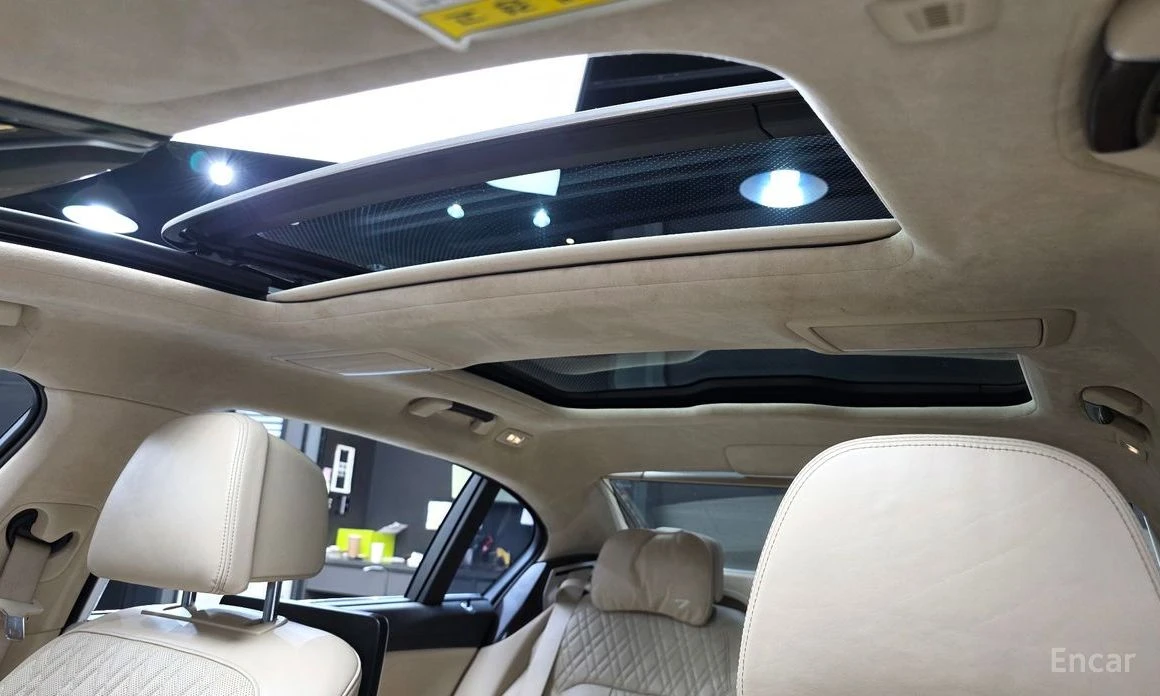 BMW 750 Li xDrive* BOWERS & WILKINS* 360 CAM* HEAD-UP* , снимка 14 - Автомобили и джипове - 54153310