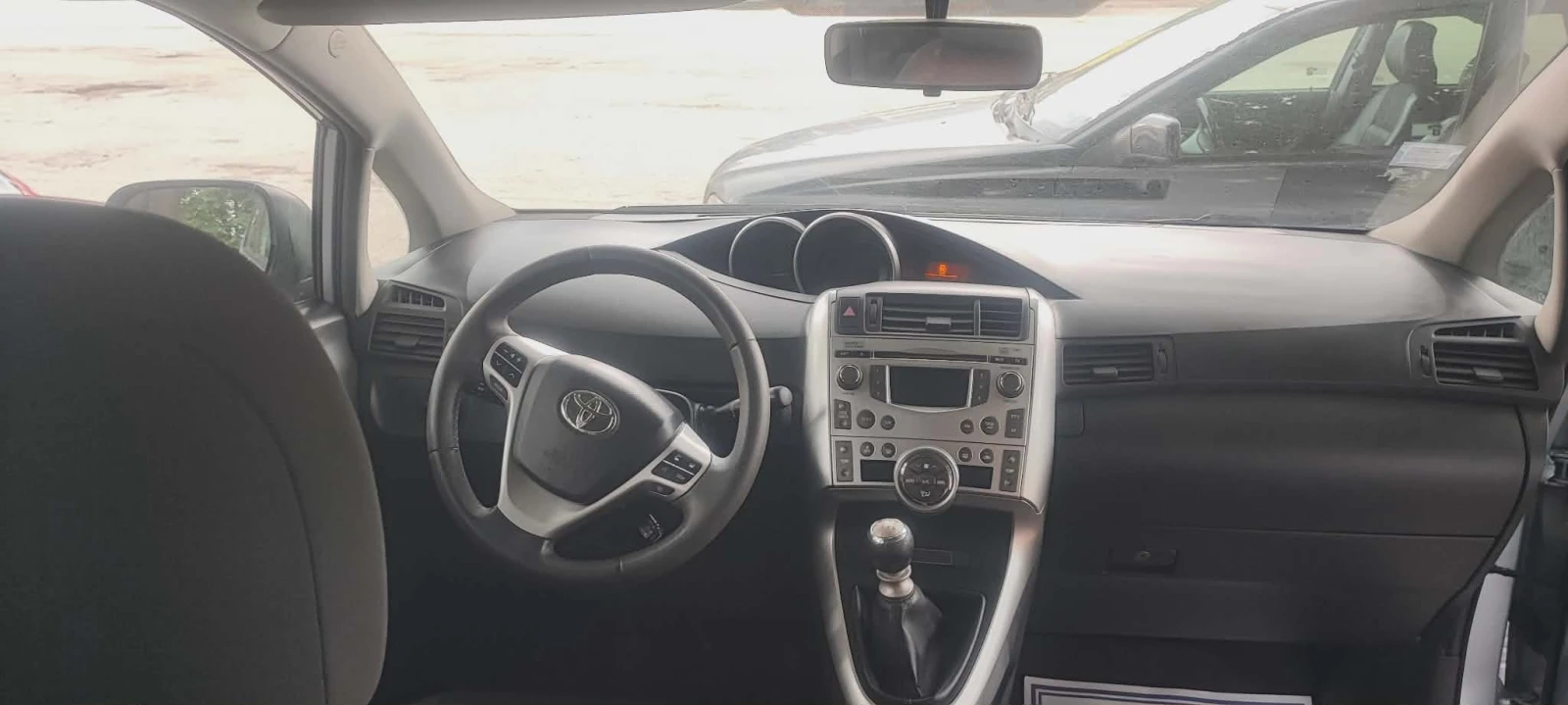 Toyota Verso, снимка 14 - Автомобили и джипове - 54834790