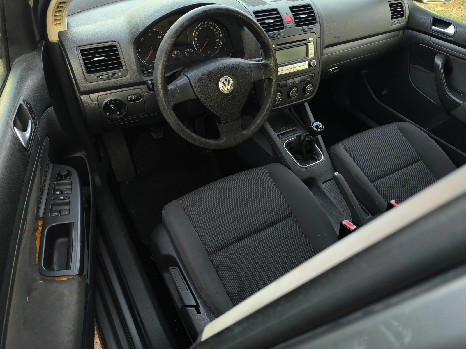 VW Golf -1.9TDI-105кс-КЛИМАТРОНИК-, снимка 10 - Автомобили и джипове - 55629287