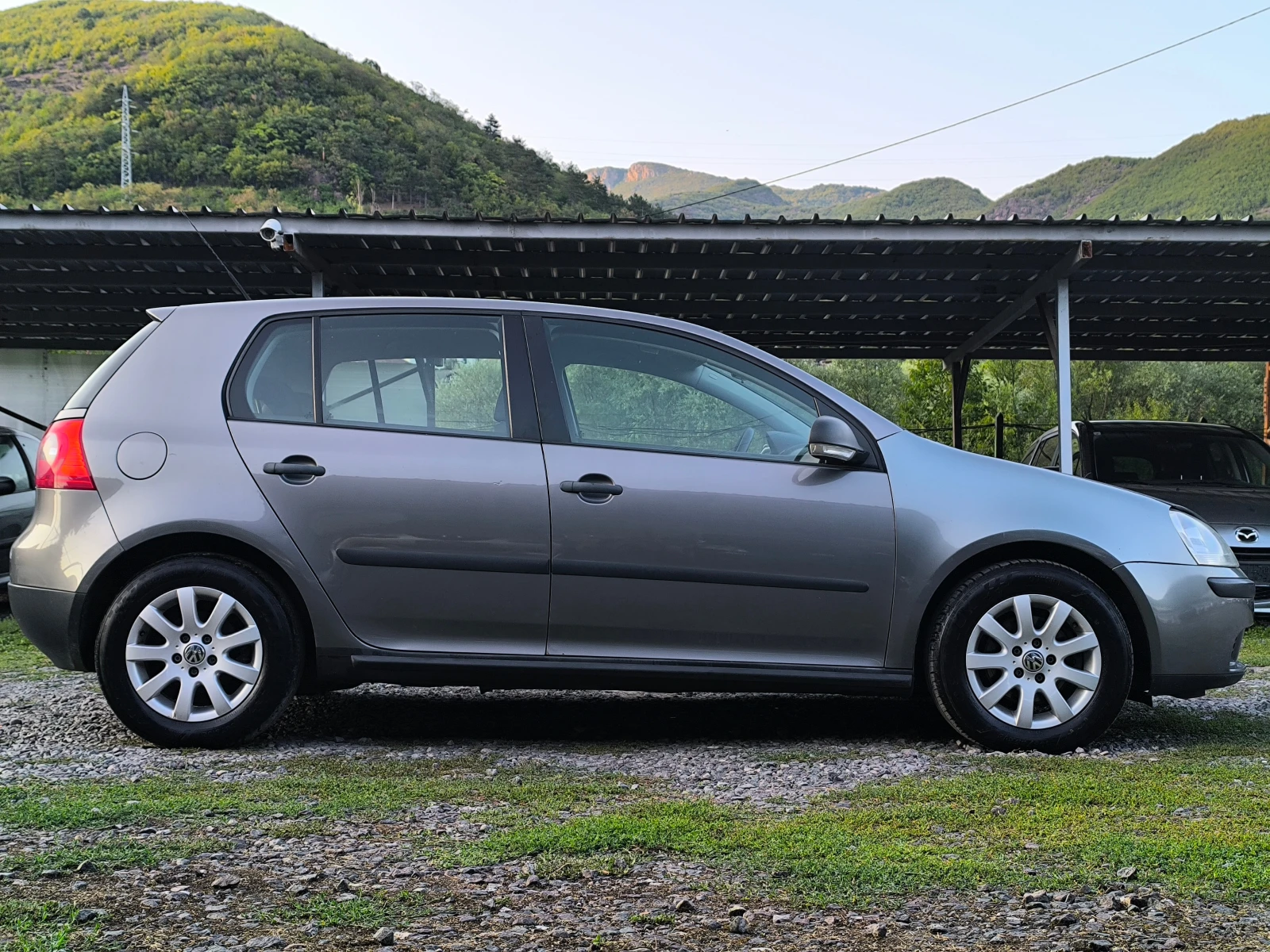 VW Golf -1.9TDI-105кс-КЛИМАТРОНИК-, снимка 2 - Автомобили и джипове - 55629287