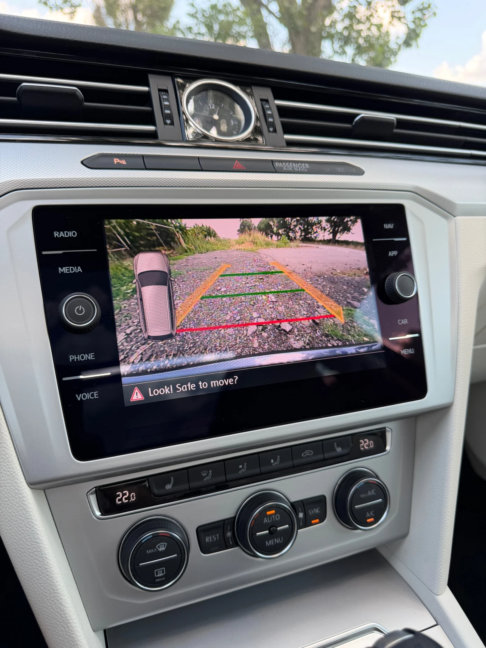 VW Passat 2.0 TDI 150�.�.DSG7 Comfortline / Business Premium | Mobile.bg � ����������� 10