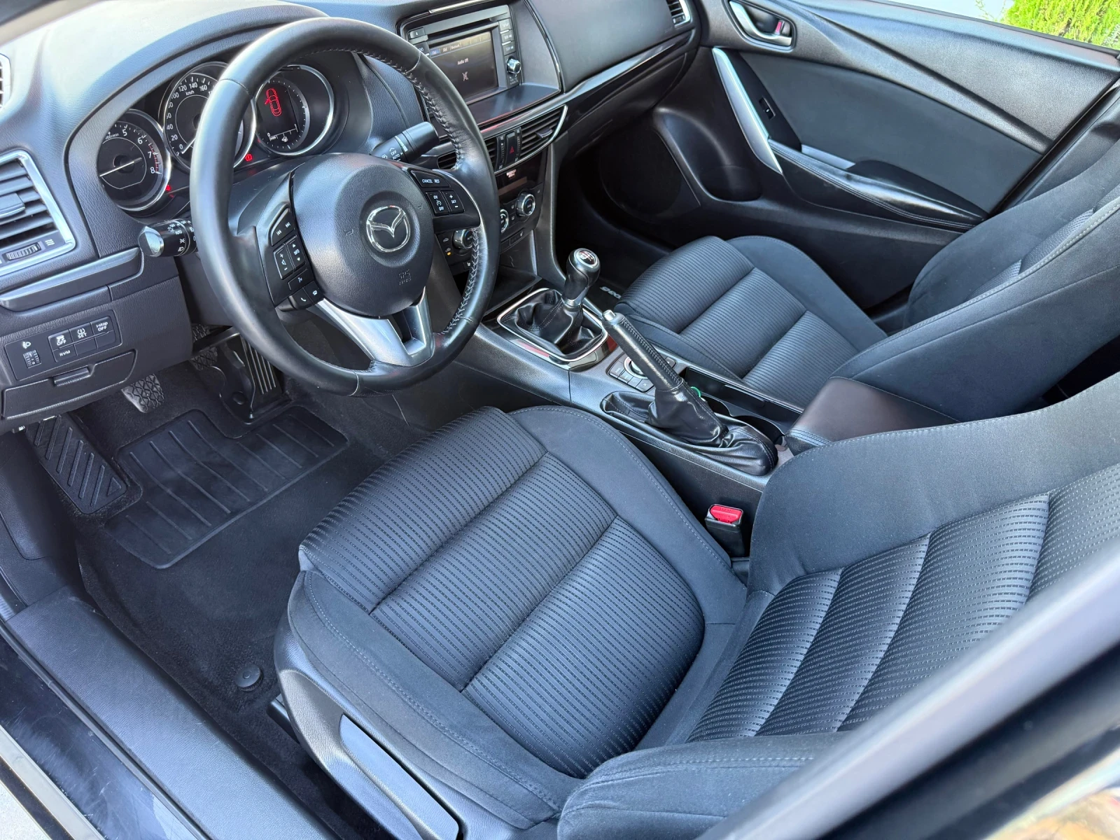 Mazda 6 2.0i 165к.с SKYACTIV / NAVI / PARKTRONIC , снимка 10 - Автомобили и джипове - 56216254