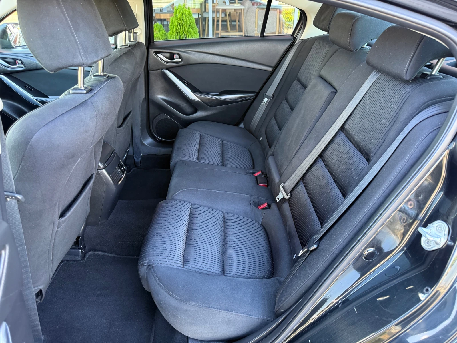 Mazda 6 2.0i 165к.с SKYACTIV / NAVI / PARKTRONIC , снимка 14 - Автомобили и джипове - 56216254