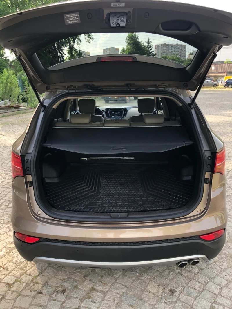 Hyundai Santa fe 2.2 CRDI, снимка 2 - Автомобили и джипове - 52643421