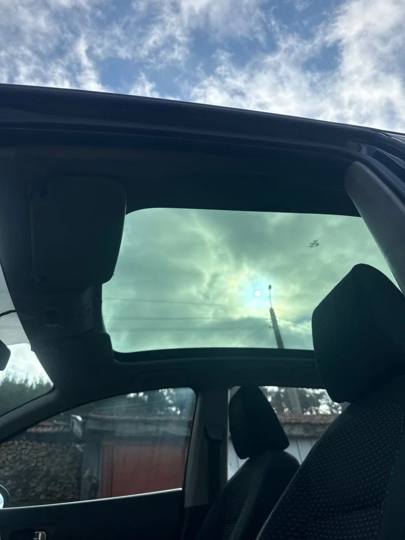 Nissan Qashqai, снимка 6 - Автомобили и джипове - 52657347